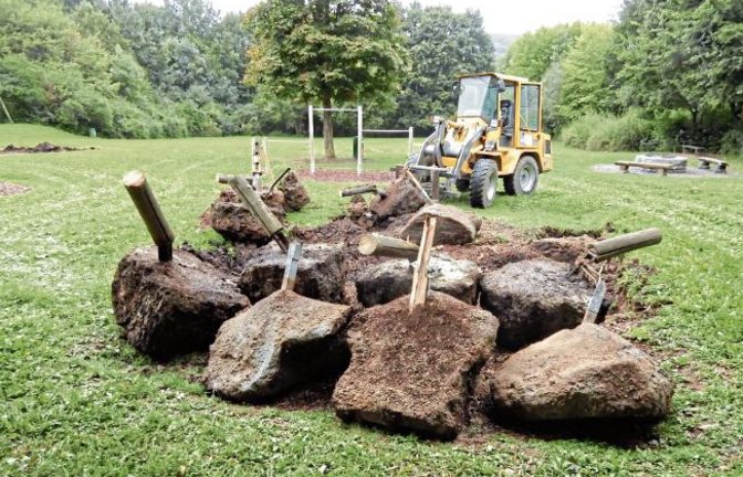 Spielplatzsanierung am Horrheimer Seewaldsee. Foto: Arning
