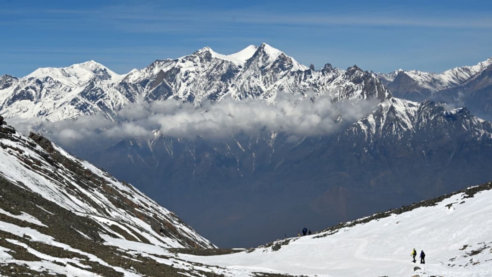 Himalaya Gebirge in Nepal.Elisa Schu/dpa Himalaya Gebirge in Nepal.Elisa Schu/dpa