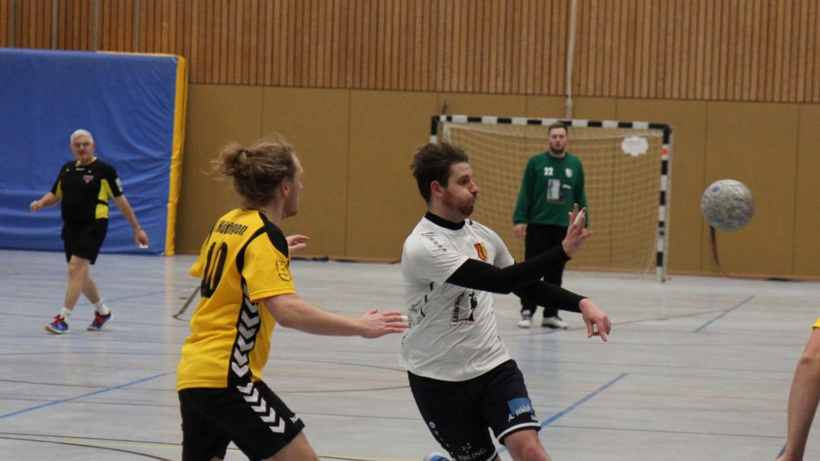 Engagiert, aber chancenlos: Stefan Blessing (rechts) und der CVJM. Archivfoto: Dittrich