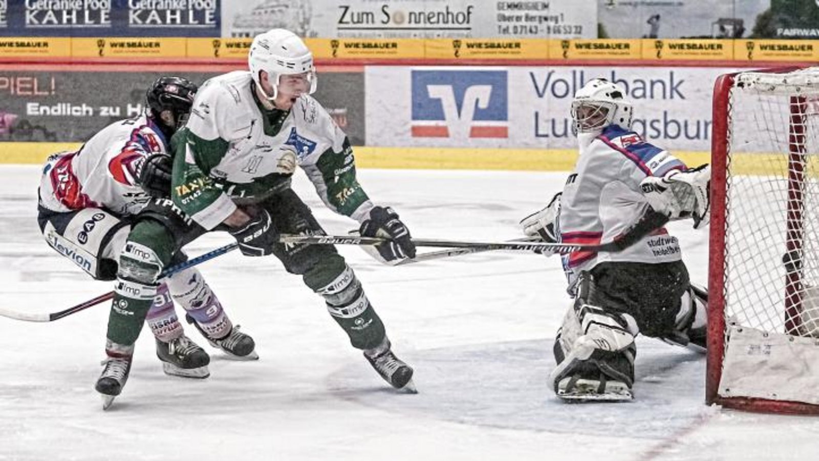 Mike Weigandt zieht ab, die Steelers-Amateure gewinnen das Regionalliga-Finale. Foto: Simecek Mike Weigandt zieht ab, die Steelers-Amateure gewinnen das Regionalliga-Finale. Foto: Simecek