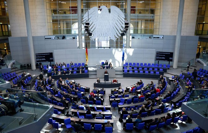 Der Deutsche Bundestag wird künftig deutlich weniger Abgeordnete haben.<span class='image-autor'>Foto: dpa/Bernd von Jutrczenka</span>