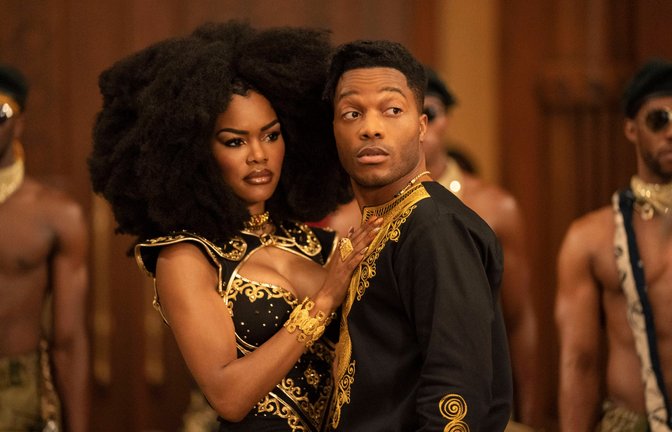 Teyana Taylor und Jermaine Fowler in "Der Prinz aus Zamunda 2".<span class='image-autor'>Foto: IMAGO / Capital Pictures</span>