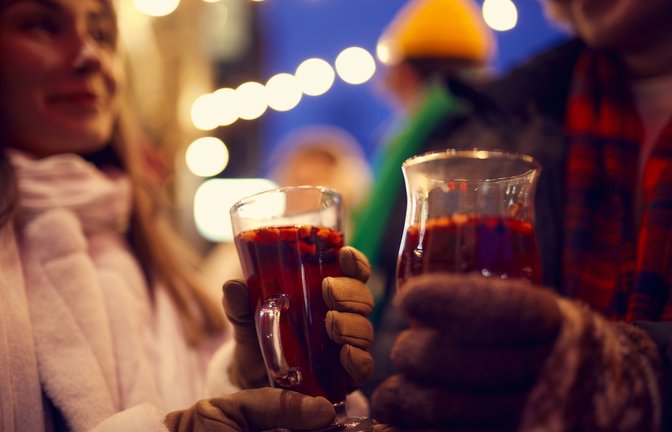 Dürfen Jugendliche schon mittrinken?<span class='image-autor'>Foto: Anton Vierietin / shutterstock.com</span>