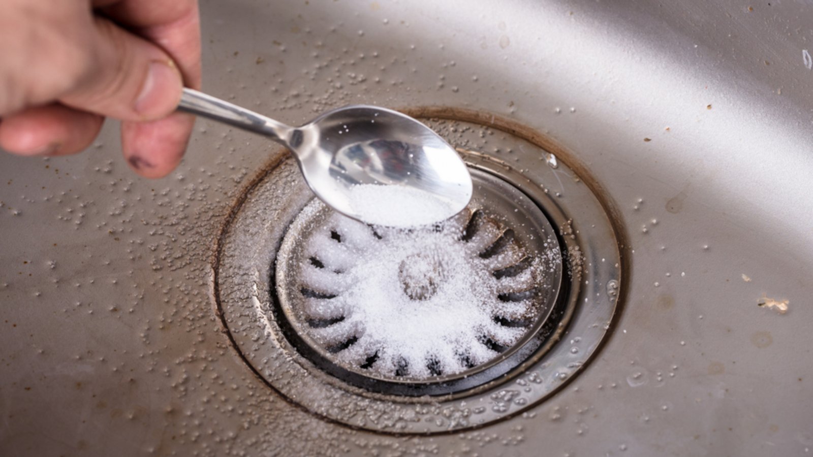 Mehr als Backpulver und Essig braucht es oft nicht.Foto: Andrey_Popov / shutterstock.com Mehr als Backpulver und Essig braucht es oft nicht.Foto: Andrey_Popov / shutterstock.com