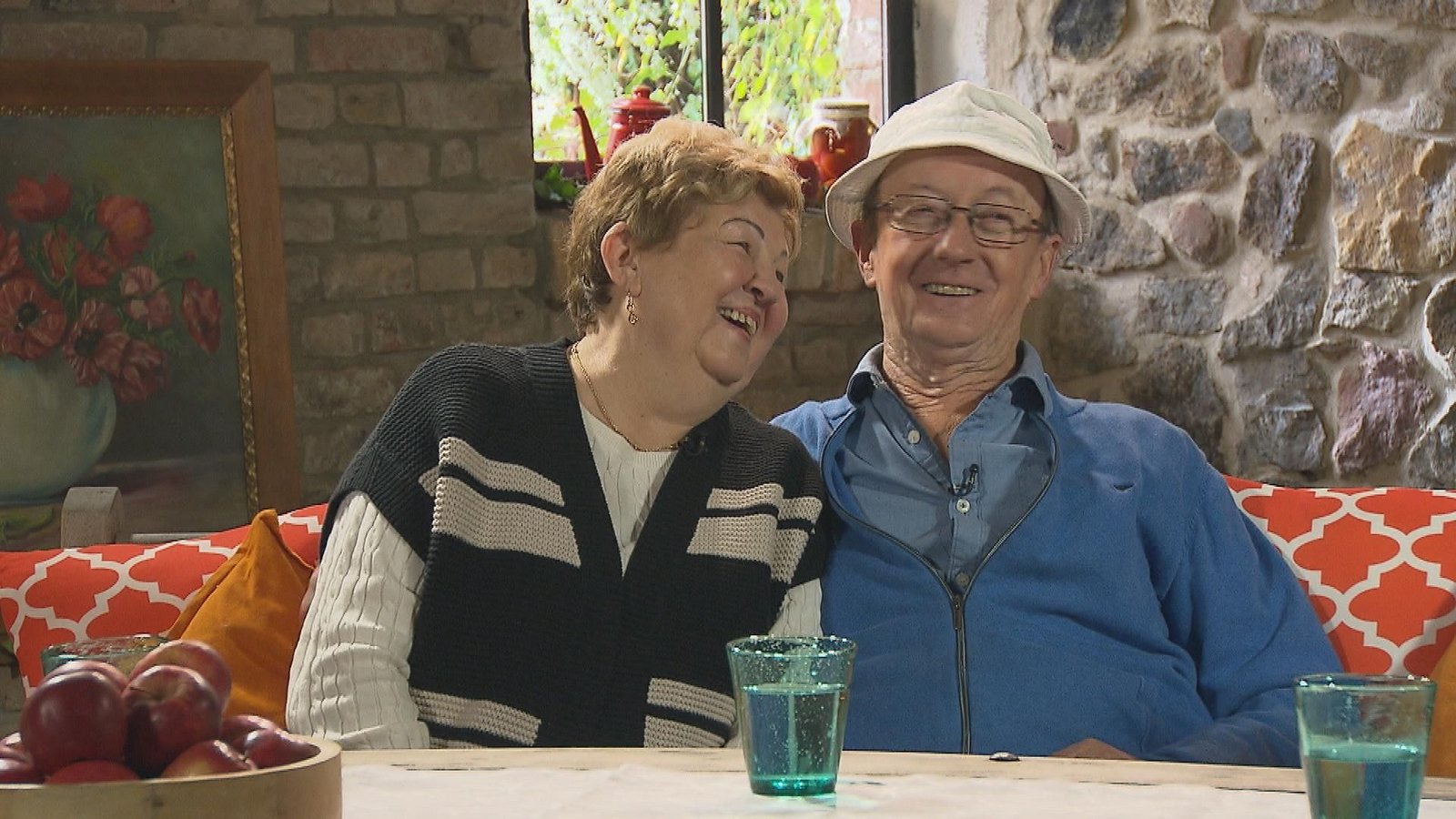 Walter und Katharina sind glücklich. Der Hühnerbauer denkt sogar schon an Hochzeit.Foto: RTL Walter und Katharina sind glücklich. Der Hühnerbauer denkt sogar schon an Hochzeit.Foto: RTL
