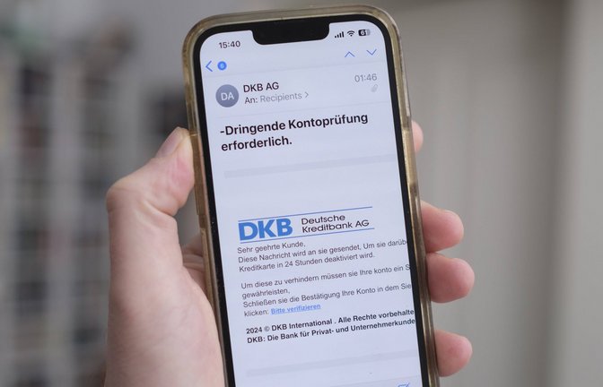 Bei der DKB-App gibt es am Mittwoch Probleme.<span class='image-autor'>Foto: imago/Guido Schiefer</span>