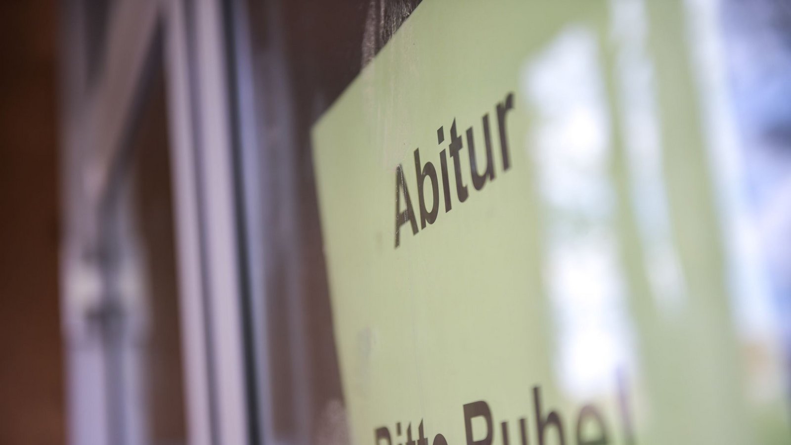 345 Minuten hatten die Schülerinnen und Schüler Zeit fürs Deutsch-Abi.Foto: Lichtgut/Max Kovalenko 345 Minuten hatten die Schülerinnen und Schüler Zeit fürs Deutsch-Abi.Foto: Lichtgut/Max Kovalenko