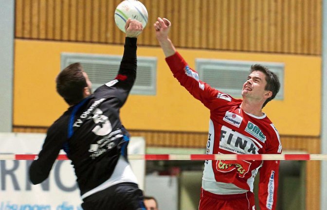 Kolja Meyer hat im Spiel gegen den TV Schweinfurt-Oberndorf zahlreiche Blocksituationen gesucht. Foto: Küppers