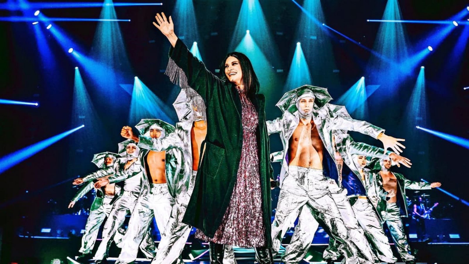 Bereits auf ihrer letzten Tour war die italienische Sängerin Laura Pausini in Stuttgart in der Schleyerhalle zu Gast - vor zwei Jahren war es das einzige Konzert in Stuttgart.Archiv/Virginia Bettoja Bereits auf ihrer letzten Tour war die italienische Sängerin Laura Pausini in Stuttgart in der Schleyerhalle zu Gast - vor zwei Jahren war es das einzige Konzert in Stuttgart.Archiv/Virginia Bettoja