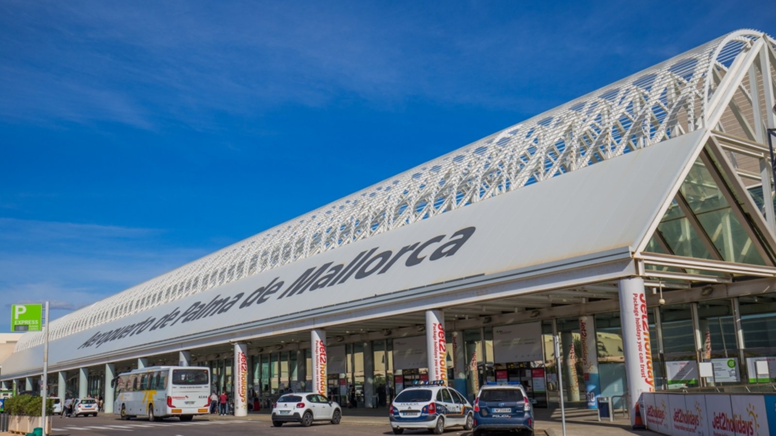 Auch der Flughafen in Palma de Mallorca ist betroffen.Foto: Iurii Dzivinskyi / shutterstock.com