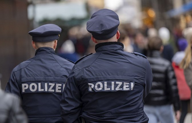 Bundesweit wurde die Polizei zu mehr als 360 Einsätzen gerufen. (Symbolbild)<span class='image-autor'>Foto: dpa/Peter Kneffel</span>
