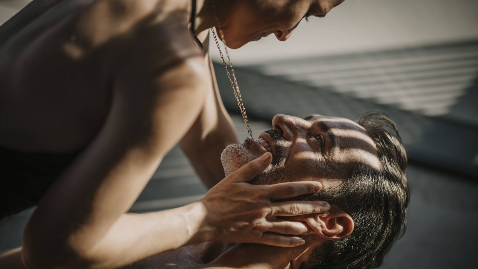 Verheiratet, und trotzdem Sex mit anderen? Für Alex und seine Frau kein Problem.Foto: IMAGO/Westend61 Verheiratet, und trotzdem Sex mit anderen? Für Alex und seine Frau kein Problem.Foto: IMAGO/Westend61