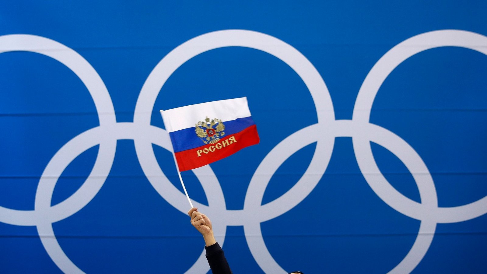 Das IOC hat angekündigt, russische Athleten trotz des Krieges in der Ukraine bei Olympischen Spielen zulassen zu wollen.Foto: Jae C. Hong/AP/dpa