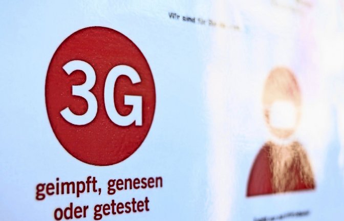 Baden-Württemberg hält weitgehend an den bisherigen Corona-Schutzmaßnahmen fest.<span class='image-autor'>Foto: dpa/Felix Kästle</span>