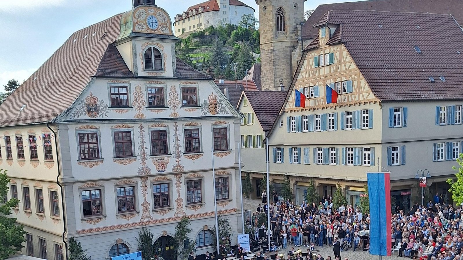 Das Platzkonzert des MVV auf dem Marktplatz ist stets gut besucht.  Archivfoto: VKZ/Kauer