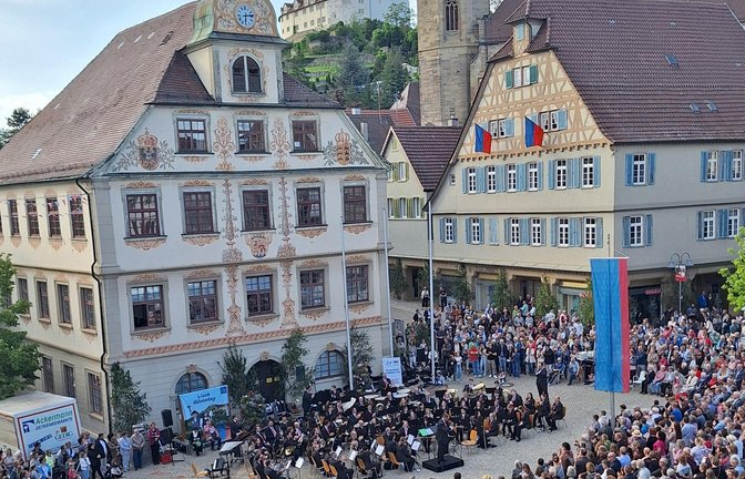 Das Platzkonzert des MVV auf dem Marktplatz ist stets gut besucht.  Archivfoto: VKZ/Kauer