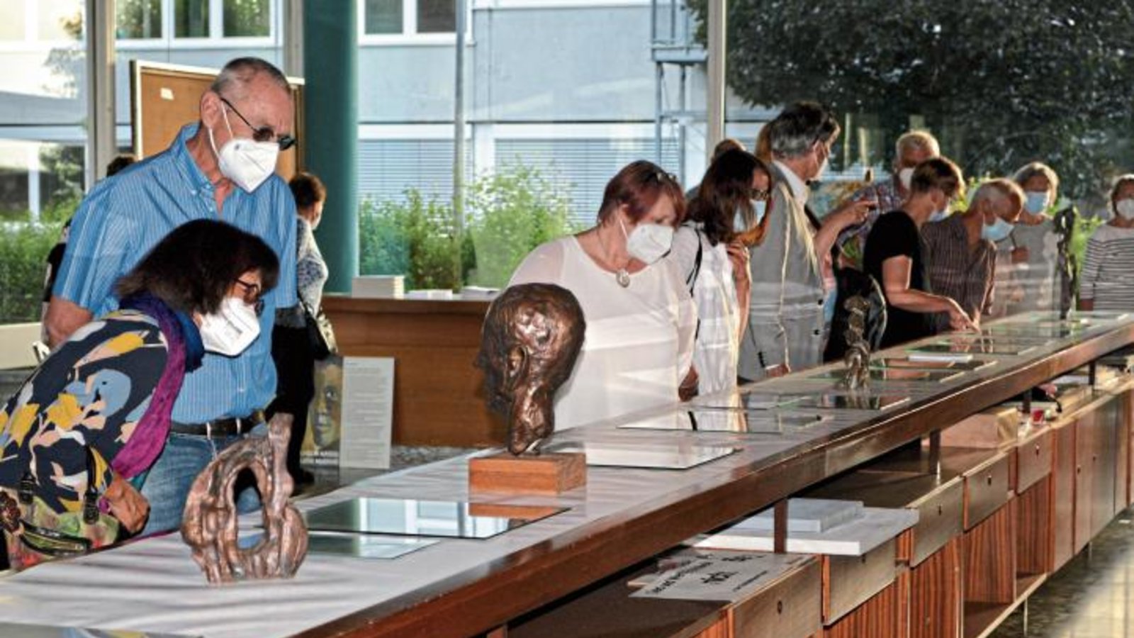 Großes Interesse für die Ausstellung im Foyer der Stromberghalle. Fotos: Stahlfeld Großes Interesse für die Ausstellung im Foyer der Stromberghalle. Fotos: Stahlfeld