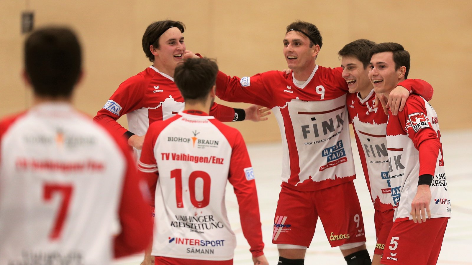 Der TV Vaihingen sichert sich in der Endabrechnung der Hallenrunde den ersten Platz in der 1. Faustball-Bundesliga Süd. Foto: Küppers