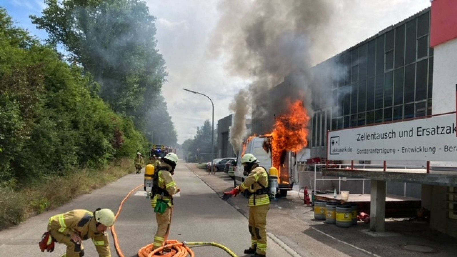 In dem Sprinter ist eine Lithium Batterie laut Polizei in Brand geraten.Foto: 7aktuell.de/CV In dem Sprinter ist eine Lithium Batterie laut Polizei in Brand geraten.Foto: 7aktuell.de/CV