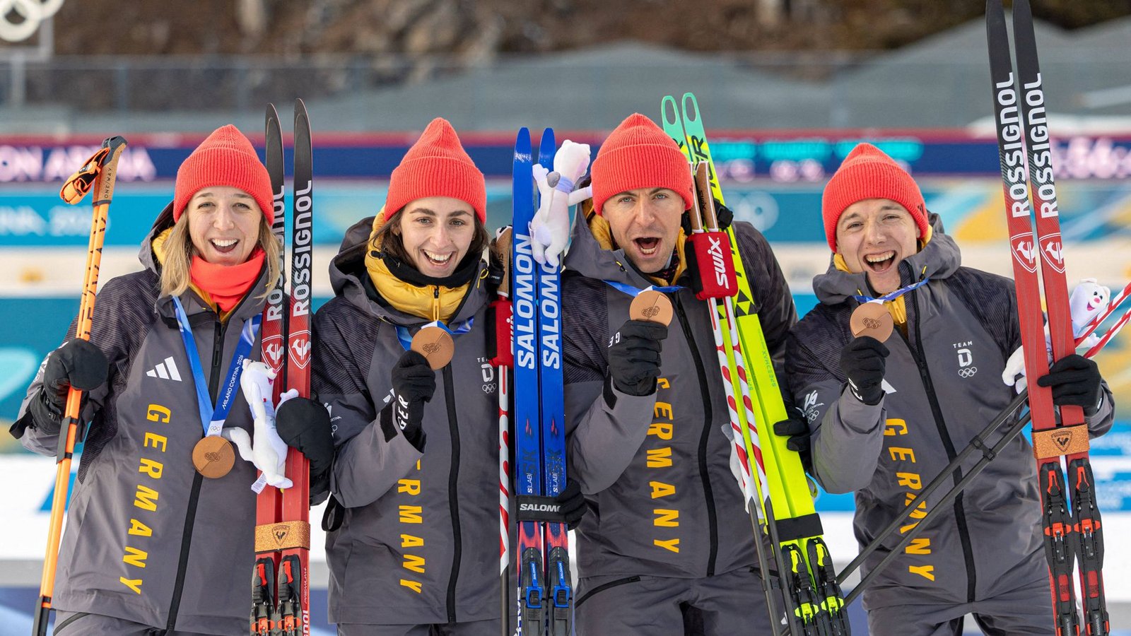 Die Biathlon-Mixed-Staffel holte zum Start in die Wettbewerbe von Antholz Bronze.Foto: IMAGO/ABACAPRESS Die Biathlon-Mixed-Staffel holte zum Start in die Wettbewerbe von Antholz Bronze.Foto: IMAGO/ABACAPRESS