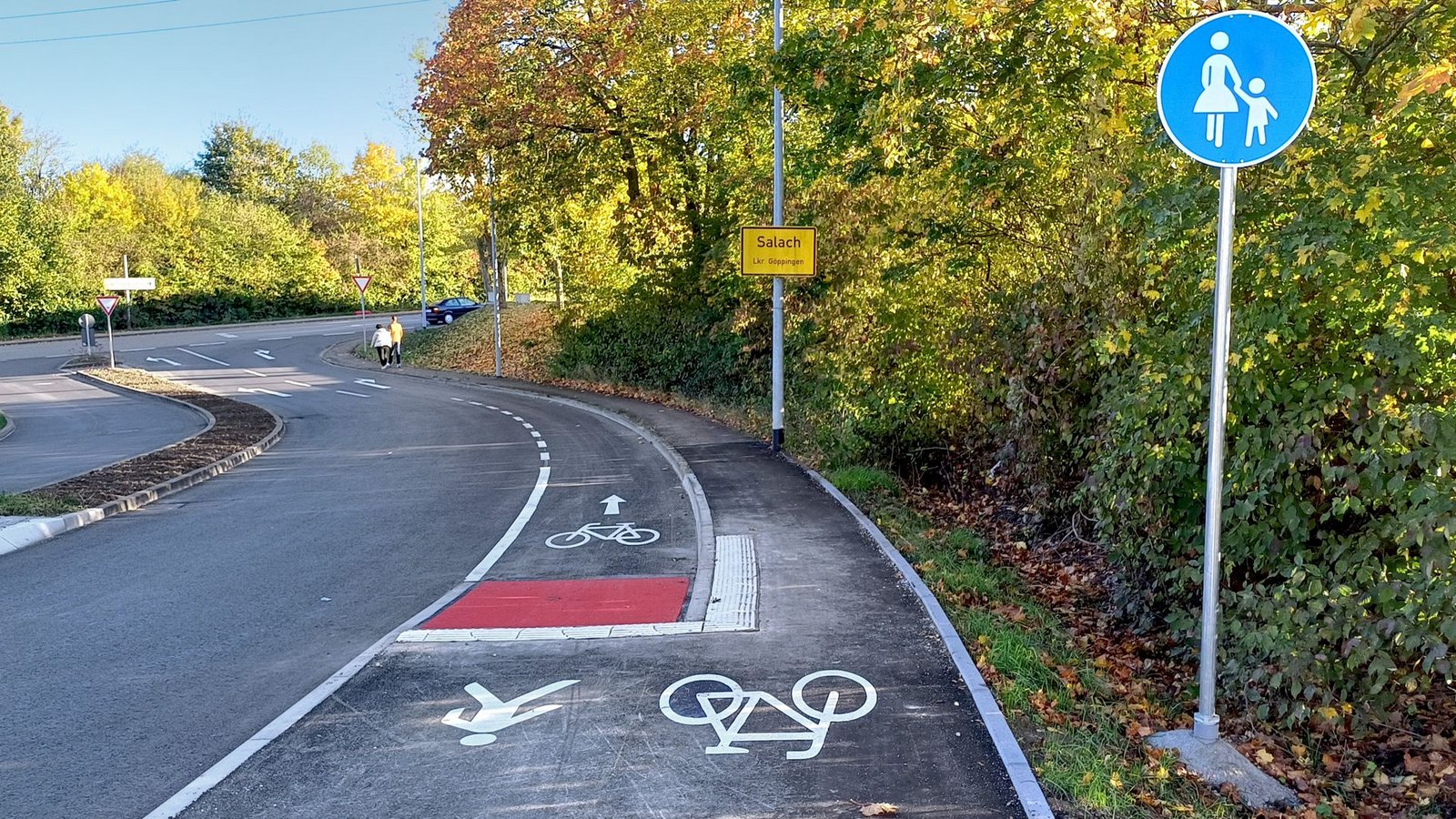 Ziemlich verwirrend: Wer soll nun wo laufen beziehungsweise Rad fahren?Foto: cf/Dirk Messer Ziemlich verwirrend: Wer soll nun wo laufen beziehungsweise Rad fahren?Foto: cf/Dirk Messer