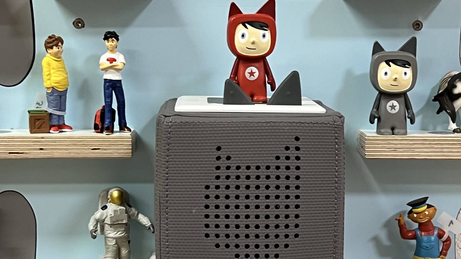 Ausgerechnet in Zeiten, in denen alles gestreamt wird, alles überall digital verfügbar ist, egal ob Filme oder Musik, kommen zwei Herren daher und erfinden so etwas wie einen Tonträger. Besser gesagt: eine Figur, die Hörspiele abspielt.Foto: imago Ausgerechnet in Zeiten, in denen alles gestreamt wird, alles überall digital verfügbar ist, egal ob Filme oder Musik, kommen zwei Herren daher und erfinden so etwas wie einen Tonträger. Besser gesagt: eine Figur, die Hörspiele abspielt.Foto: imago