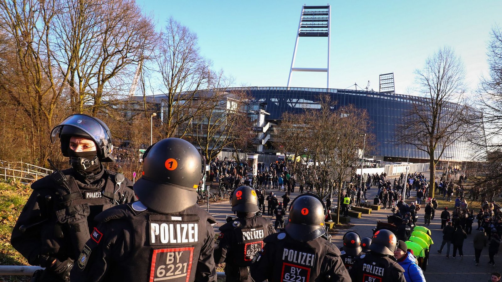Das Bremer Weserstadion ist Ausgangsort der Entscheidung.Foto: dpa/Christian Charisius Das Bremer Weserstadion ist Ausgangsort der Entscheidung.Foto: dpa/Christian Charisius