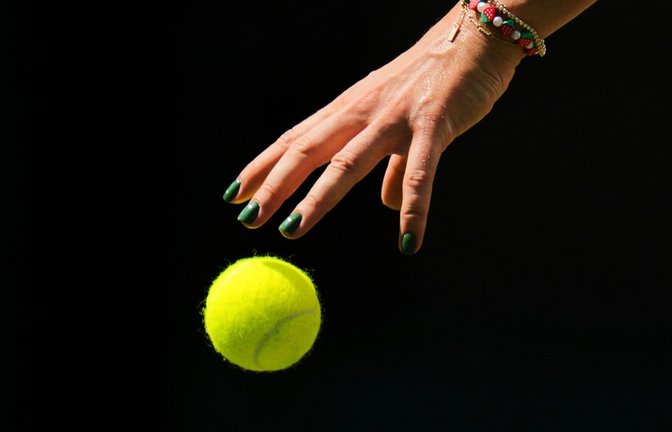 Einem Bericht zufolge will die WTA verpflichtende Geschlechtstests einführen. (Archivbild)<span class='image-autor'>Kin Cheung/AP/dpa</span>