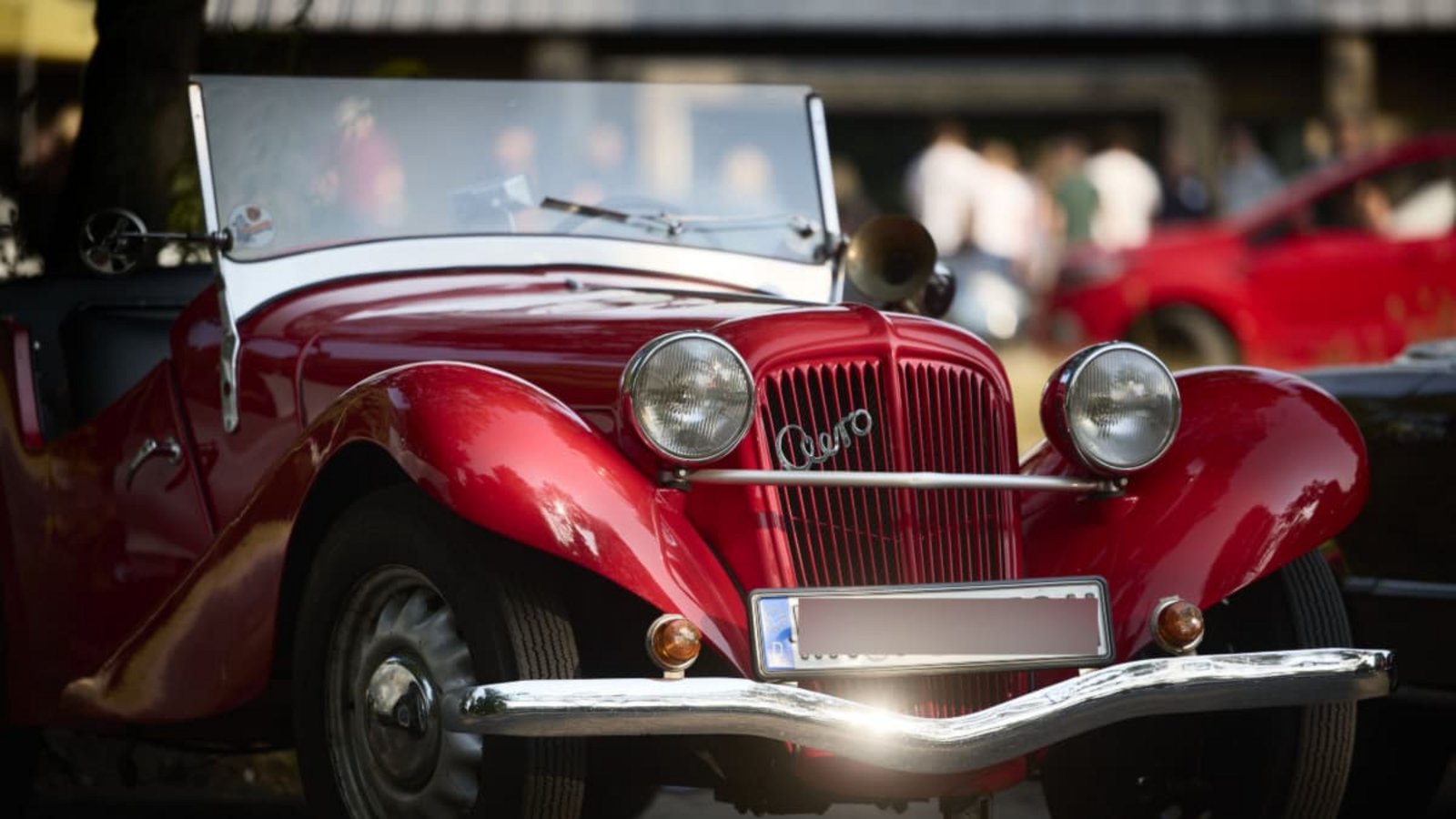 Oldtimer-Fans sind bei der 22. Remstal-Klassik am Sonntag voll auf ihre Kosten gekommen. Die Rallye startete in Waiblingen, führte über den Schurwald und den Schwäbischen Wald und ans Ziel in Fellbach.Gottfried Stoppel Oldtimer-Fans sind bei der 22. Remstal-Klassik am Sonntag voll auf ihre Kosten gekommen. Die Rallye startete in Waiblingen, führte über den Schurwald und den Schwäbischen Wald und ans Ziel in Fellbach.Gottfried Stoppel