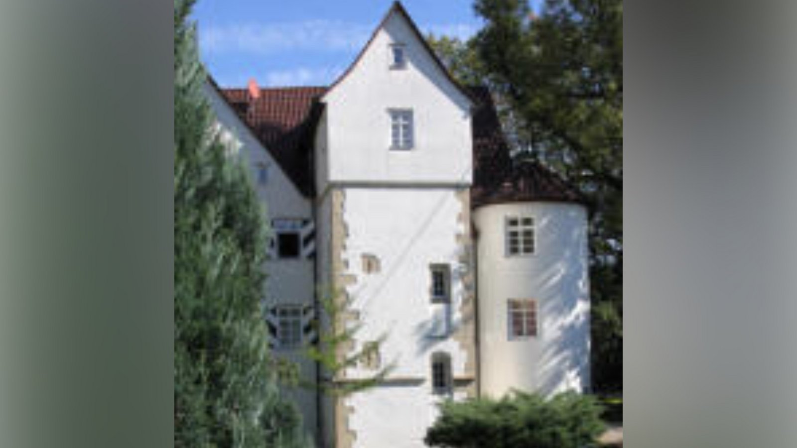 Immer wieder einen Blick wert: Das Schloss Riet. Foto: hjr Immer wieder einen Blick wert: Das Schloss Riet. Foto: hjr