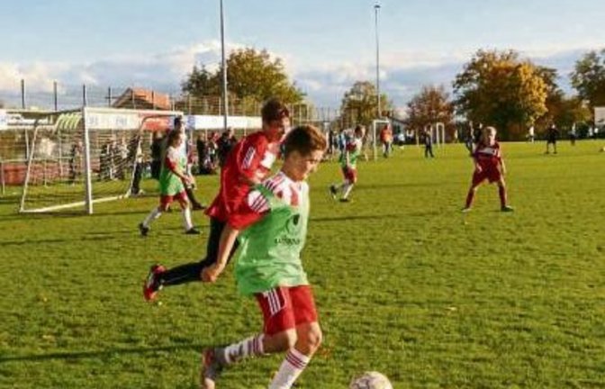 Mit viel Spielfreude wurde gekickt.  Foto: p