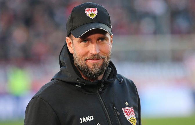 VfB-Trainer Sebastian Hoeneß reist mit seinem Team nach Freiburg. In der Bildergalerie sehen Sie die wahrscheinliche Stuttgarter Startelf.<span class='image-autor'>Foto: Baumann</span>