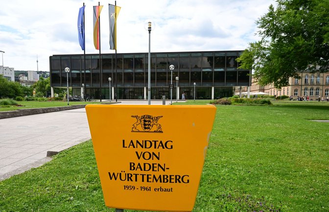Der Landtag hat nach einem Munitionsfund im Abgeordnetenbüro die Sicherheit auf den Prüfstand gestellt.<span class='image-autor'>Foto: dpa/Bernd Weißbrod</span>