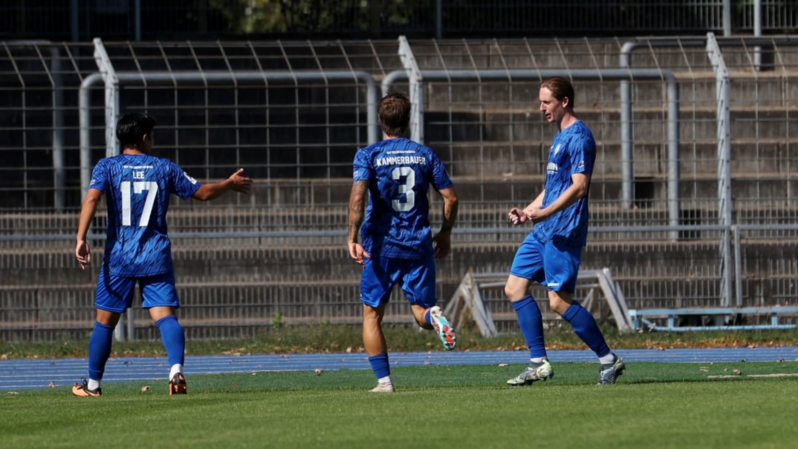 Torjäger Justin Steinkötter (rechts) und seine Kollegen hoffen auch gegen die SG Barockstadt Fulda-Lehnerz auf viele Jubelmomente.Baumann Torjäger Justin Steinkötter (rechts) und seine Kollegen hoffen auch gegen die SG Barockstadt Fulda-Lehnerz auf viele Jubelmomente.Baumann
