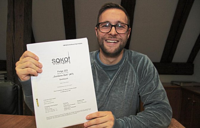 Neben seiner Tätigkeit als Dramaturgie-Assistent hat der Oberriexinger Colin Zech auch schon selbst einige Drehbücher für die ZDF-Krimiserie „Soko Stuttgart“ verfasst. Sein neuestes Werk wird ab Februar verfilmt.  Foto: Banholzer