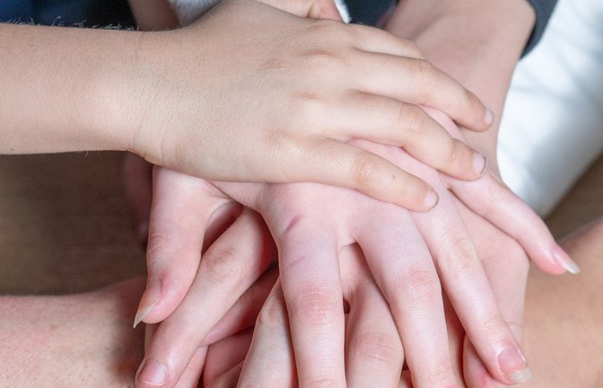 Im Enzkreis startet nun ein Vorbereitungskurs für interessierte Pflegefamilien. Foto: LE/Sebastian Seibel