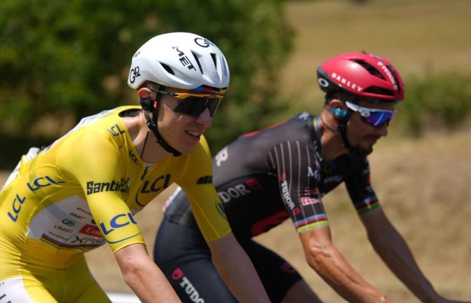 Bei der Tour de France können sich die Fans wieder auf spannende Etappen freuen.<span class='image-autor'>Thibault Camus/AP/dpa</span>