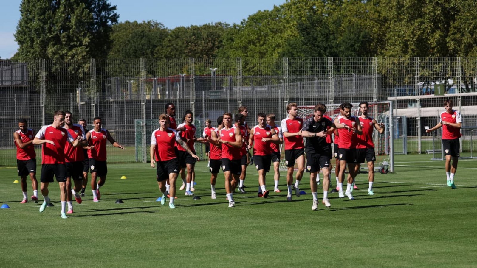 Der VfB ist mit einer öffentlichen Trainingseinheit in die Woche gestartet.Baumann/Julia Rahn