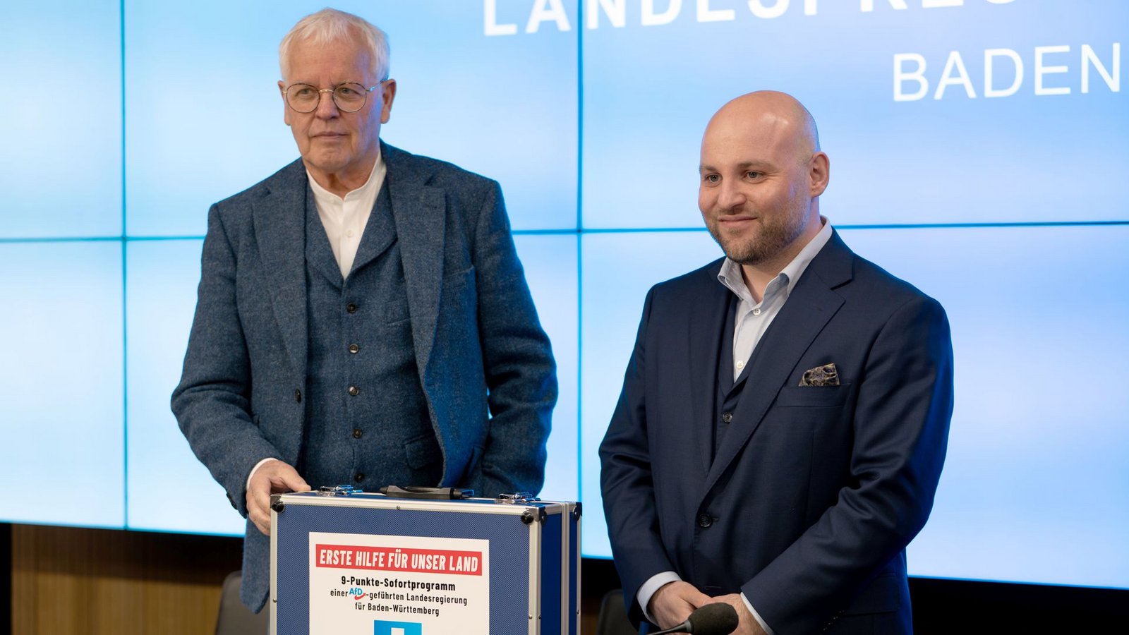 Die Landesvorsitzenden Emil Sänze (links) und Markus Frohnmaier.Foto: Markus Lenhardt/dpa Die Landesvorsitzenden Emil Sänze (links) und Markus Frohnmaier.Foto: Markus Lenhardt/dpa