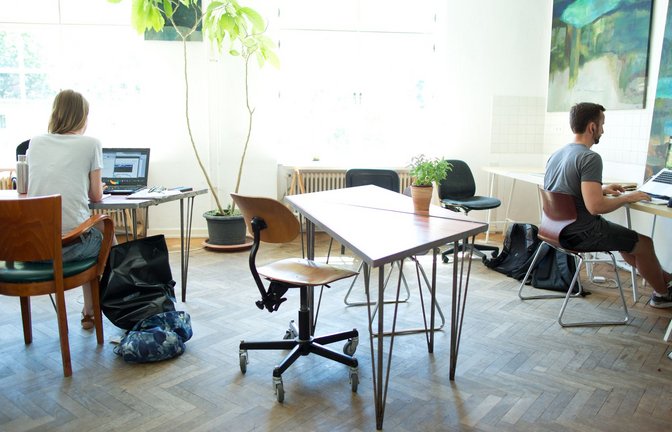 Viele junge Menschen in Deutschland machen sich selbstständig. (Symbolbild)<span class='image-autor'>Foto: Jörg Carstensen/dpa</span>