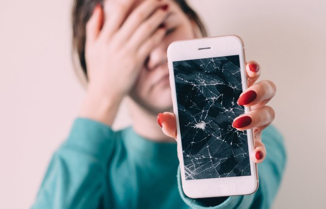 Auch ein kaputtes Smartphone kann noch Geld einbringen.<span class='image-autor'>Foto: paulzhuk / shutterstock.com</span>