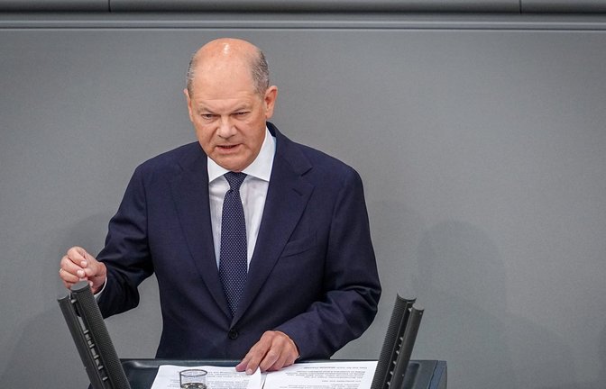 Olaf Scholz gibt im Bundestag eine Regierungserklärung zum Thema Sicherheit in Deutschland ab.<span class='image-autor'>Foto: dpa/Kay Nietfeld</span>