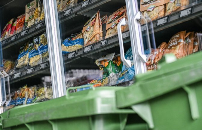 Tausende Lebensmittel sind in einem Edeka in Wannweil entsorgt worden. Die Kühlkette war zu lange unterbrochen.<span class='image-autor'>Foto: Jason Tschepljakow/dpa</span>