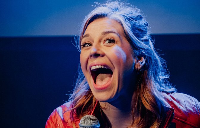 Neu auf der Comedy-Bühne: Laura Brümmer<span class='image-autor'>Foto: Laura Brümmer/Rina Hahn</span>