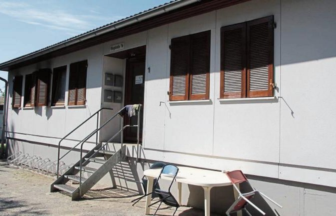 Die Flüchtlingsunterkunft in der Ringstraße hat nach der Außenrenovierung auch innen eine Runderneuerung dringend nötig. Foto: Gergen