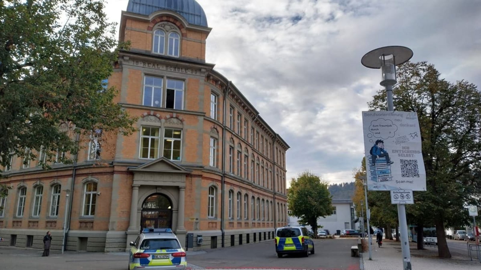 Hohenbergschule in Albstadt: Hier kam es am Dienstagmorgen zu eienm Angriff.Benjamin Roth Hohenbergschule in Albstadt: Hier kam es am Dienstagmorgen zu eienm Angriff.Benjamin Roth