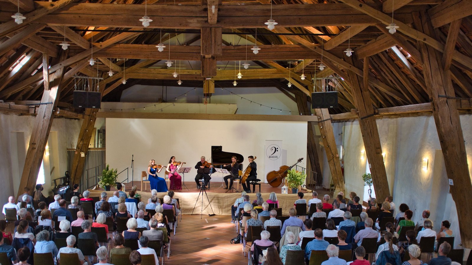 Das letztjährige Auftaktkonzert in der Hohenhaslacher Kelter. Foto: Binder Das letztjährige Auftaktkonzert in der Hohenhaslacher Kelter. Foto: Binder