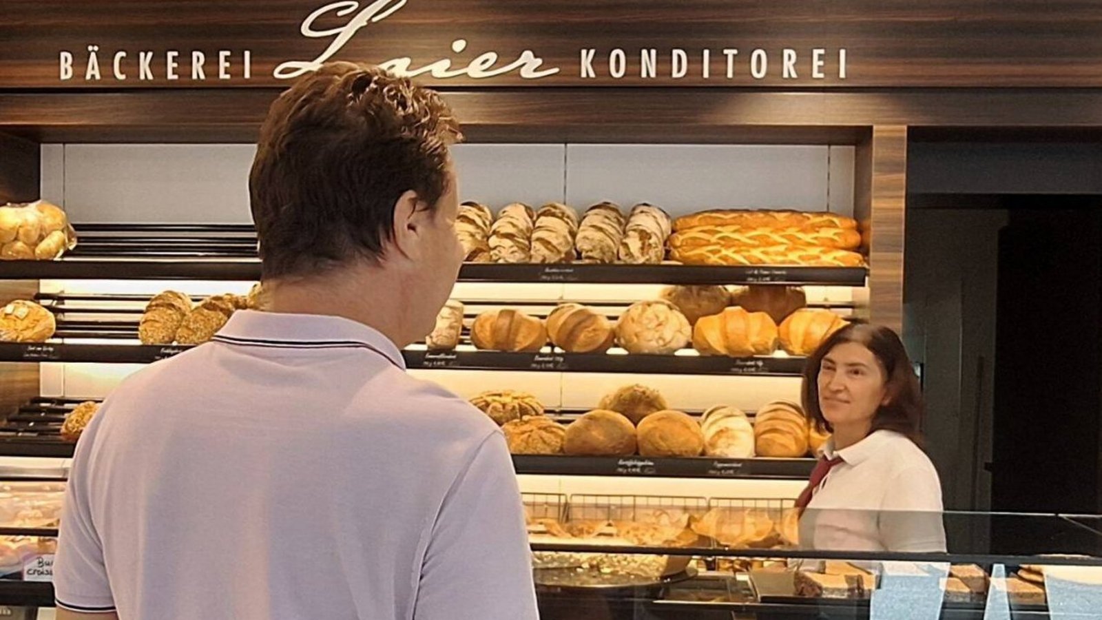 Handwerk mit Tradition: Seit 1888 gibt es die Bäckerei an der Hauptstraße in Oberriexingen. Fotos: Kauer Handwerk mit Tradition: Seit 1888 gibt es die Bäckerei an der Hauptstraße in Oberriexingen. Fotos: Kauer