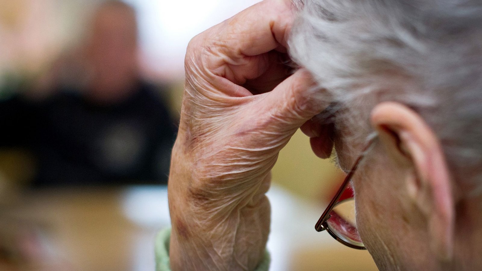 Die Europäische Kommission hat ein weiteres Medikament gegen Alzheimer zugelassen. (Archivbild)Foto: Patrick Pleul/dpa Die Europäische Kommission hat ein weiteres Medikament gegen Alzheimer zugelassen. (Archivbild)Foto: Patrick Pleul/dpa
