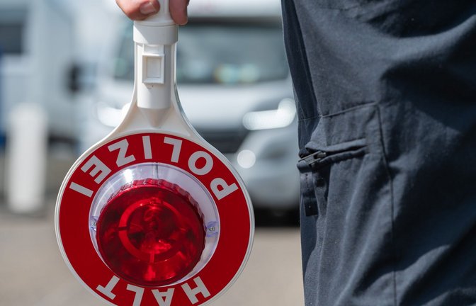 Die Polizei hat nach sieben Wochen Binnengrenzkontrollen eine Bilanz gezogen. (Symbolbild)<span class='image-autor'>Foto: picture alliance/dpa/Harald Tittel</span>